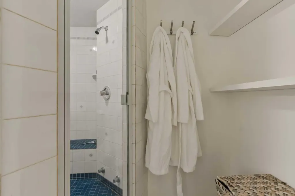 3229 2 Street SW Calgary AB T2S 1T5