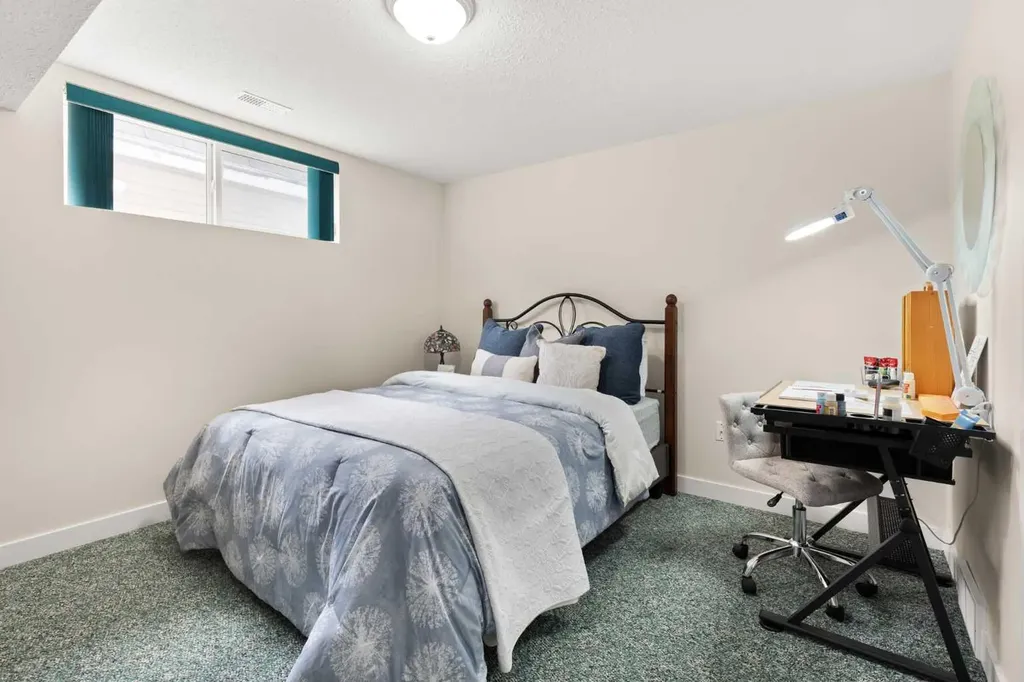 733 Eagle Ridge Drive Dunmore AB T1B 0J5