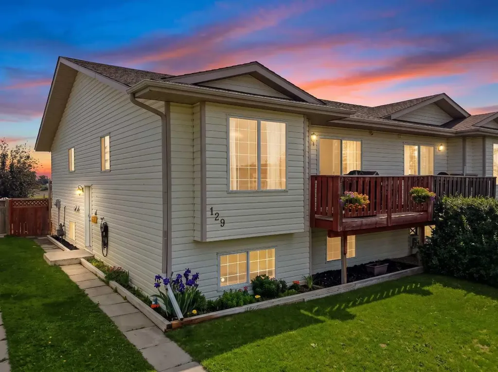 129 Silver Drive Blackfalds AB T0M 0J0