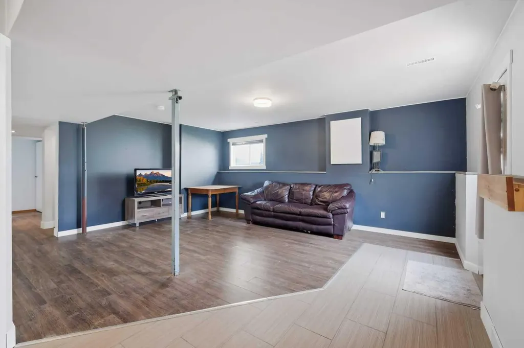 129 Silver Drive Blackfalds AB T0M 0J0