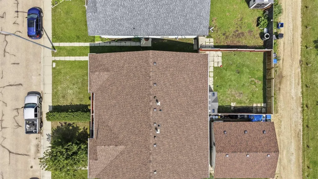 129 Silver Drive Blackfalds AB T0M 0J0
