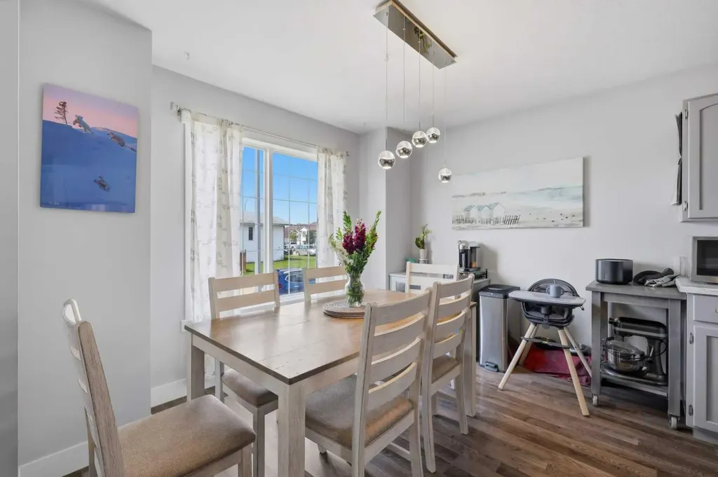 129 Silver Drive Blackfalds AB T0M 0J0
