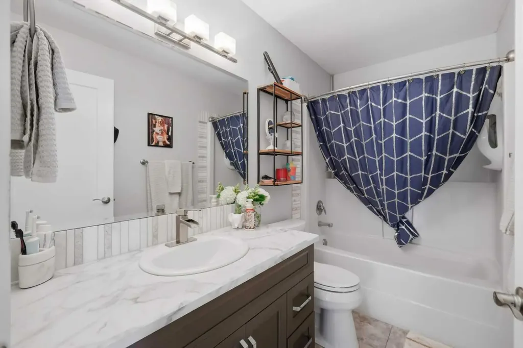 129 Silver Drive Blackfalds AB T0M 0J0