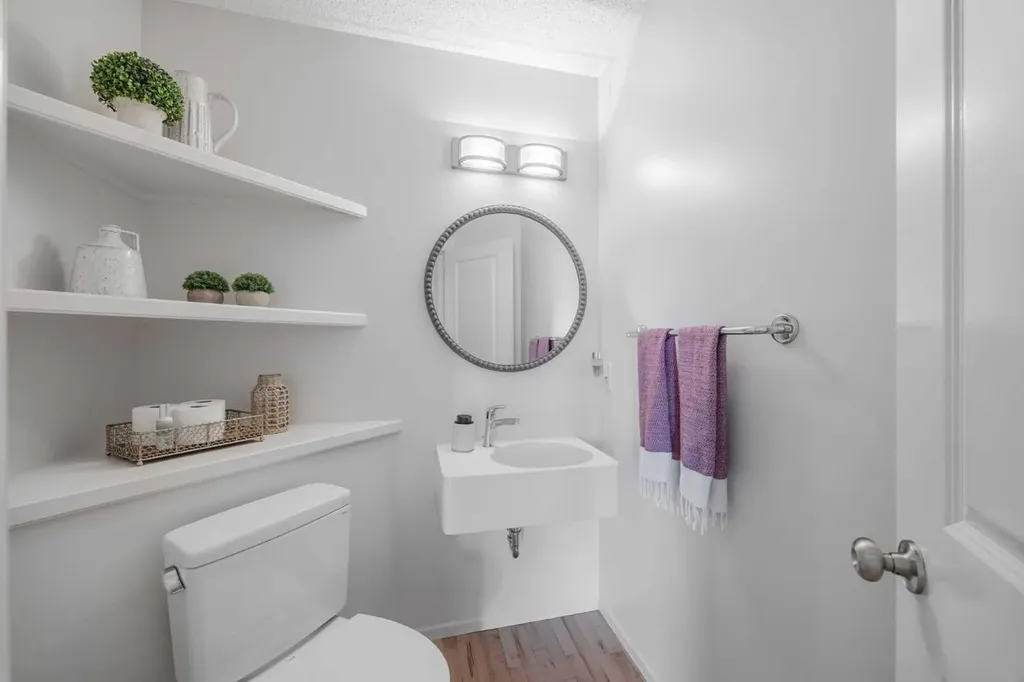 82 Brightondale Parade SE Calgary AB T2Z 4G5