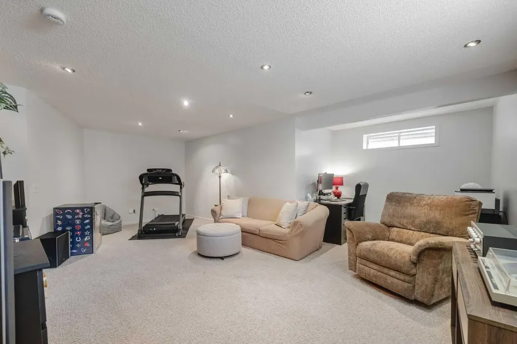 82 Brightondale Parade SE Calgary AB T2Z 4G5