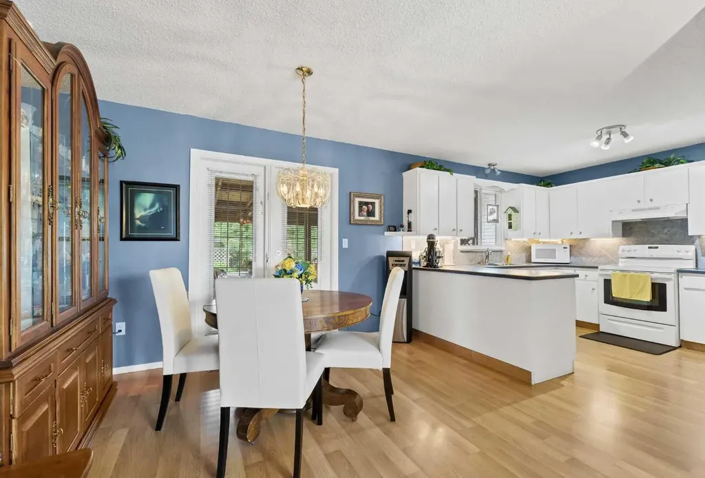 95 Rossdale Way SE Medicine Hat AB T1B1Y5