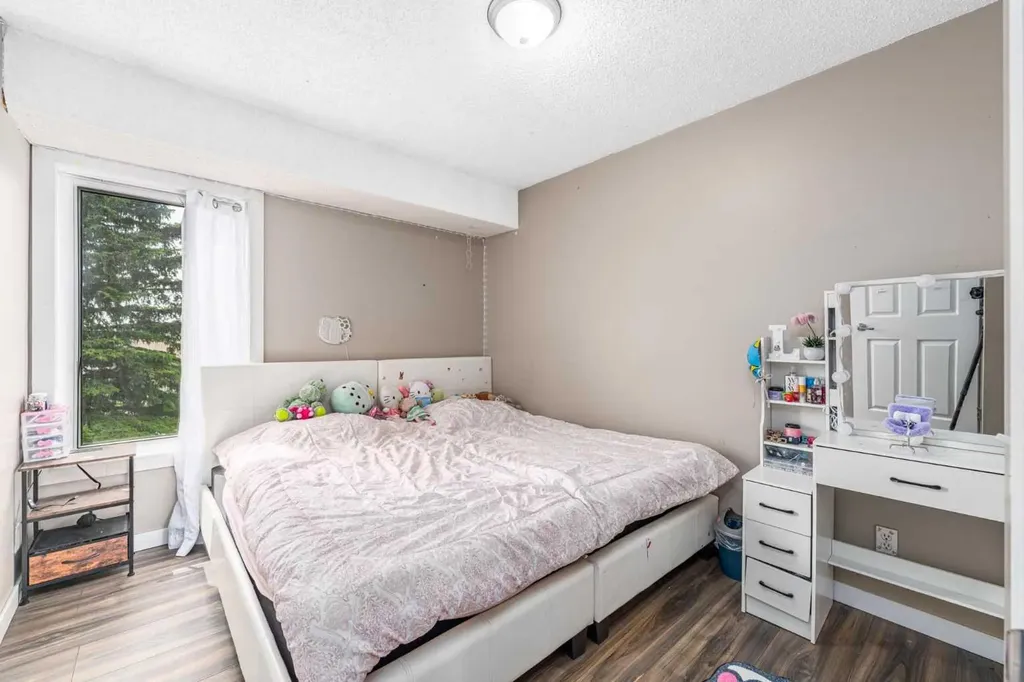 6103 Madigan Drive NE Calgary AB T2A5K9