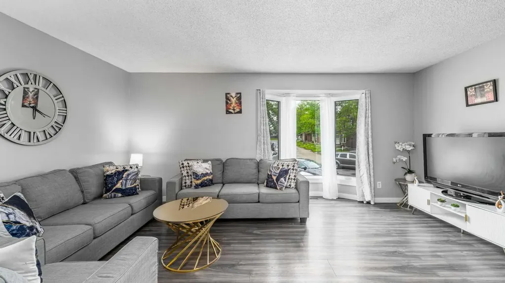 6103 Madigan Drive NE Calgary AB T2A5K9