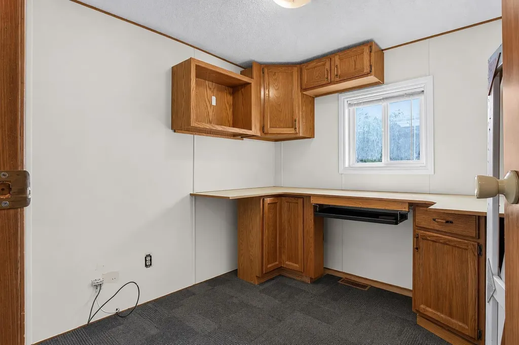 99 Arbour Lake Road NW Calgary AB T3G4E4