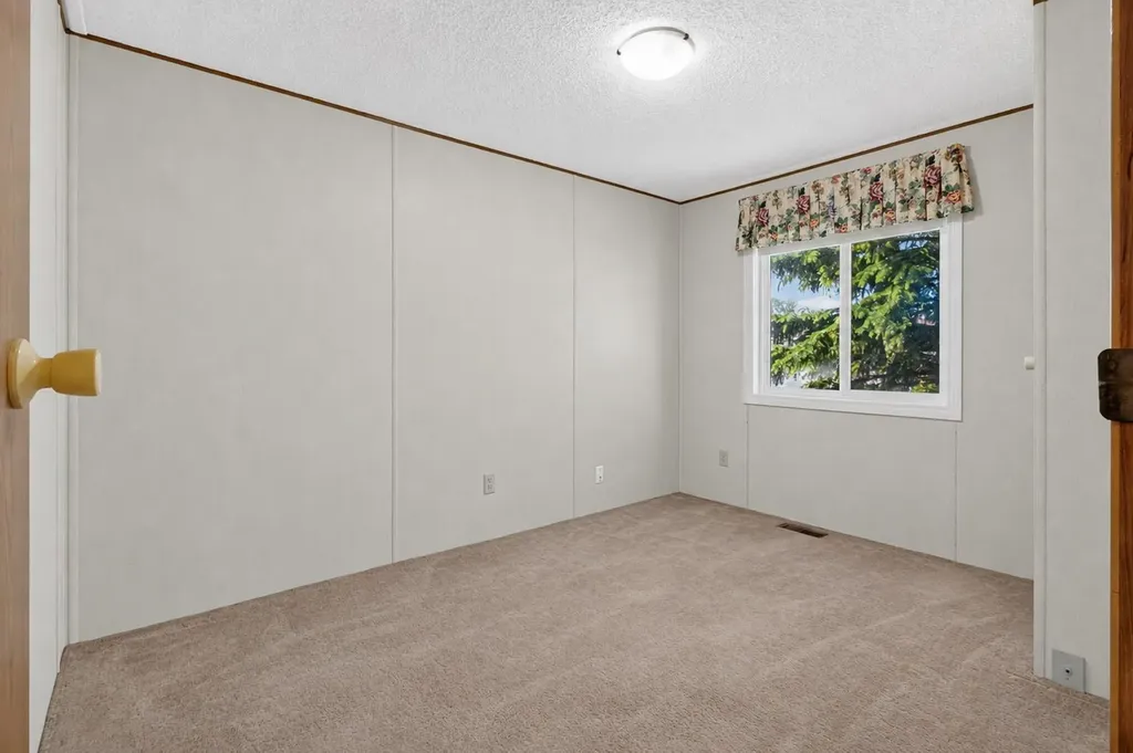 99 Arbour Lake Road NW Calgary AB T3G4E4