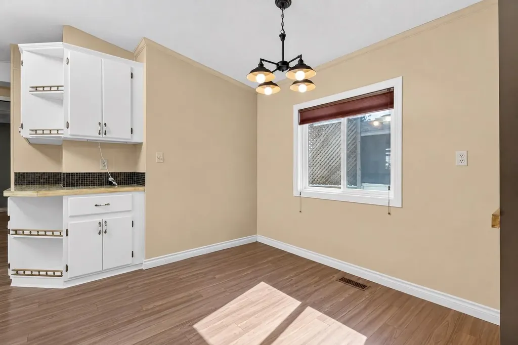 99 Arbour Lake Road NW Calgary AB T3G4E4