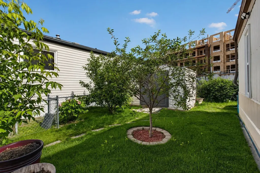 99 Arbour Lake Road NW Calgary AB T3G4E4