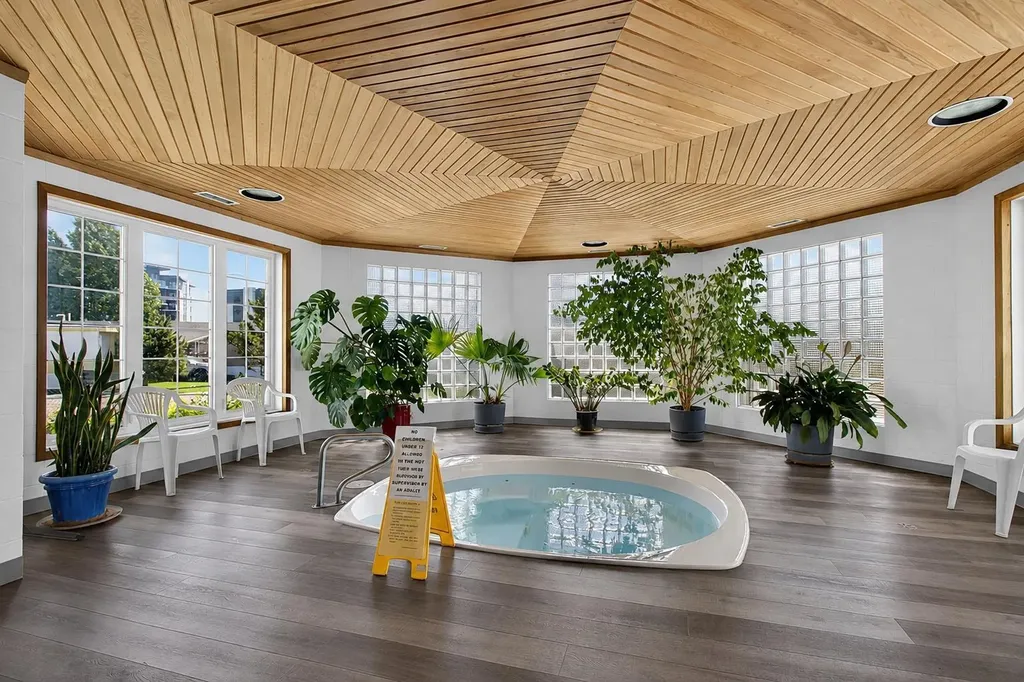 99 Arbour Lake Road NW Calgary AB T3G4E4