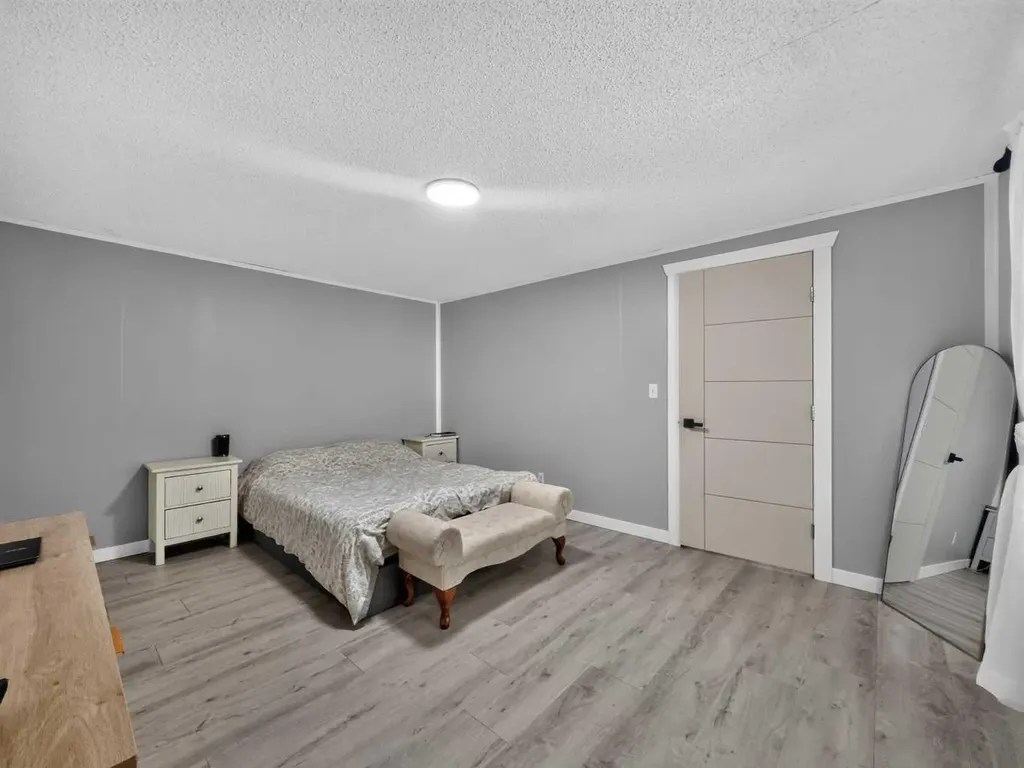 10517 102 Street La Crete AB T0H2H0