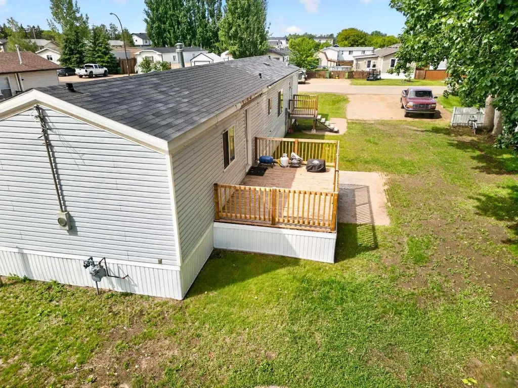 10517 102 Street La Crete AB T0H2H0