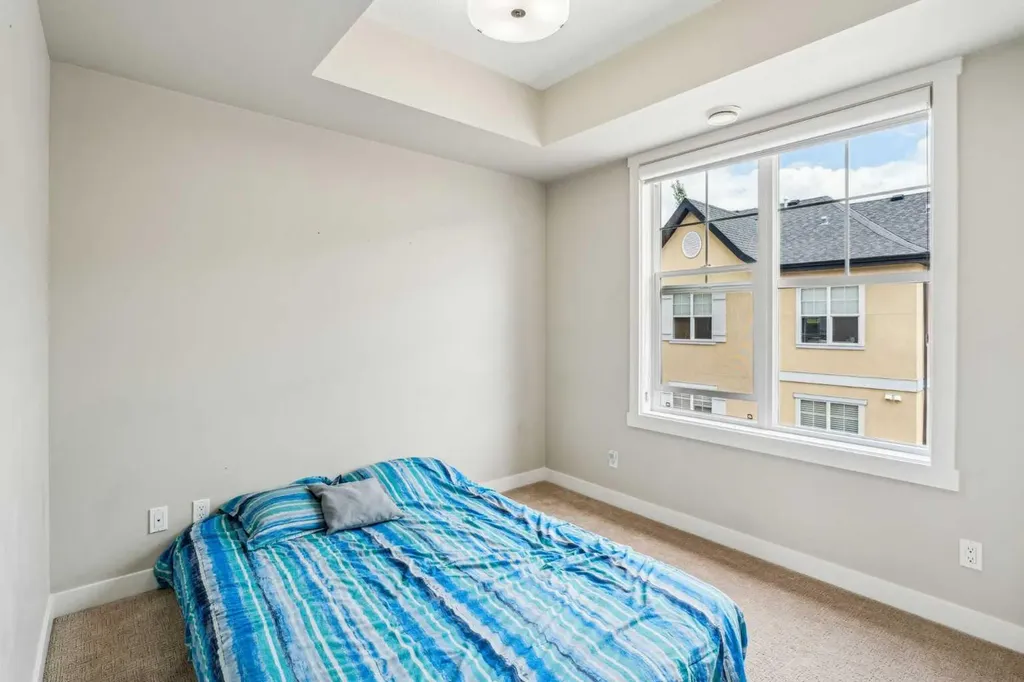 30 Cranbrook Villas SE Calgary AB t3m 1z3
