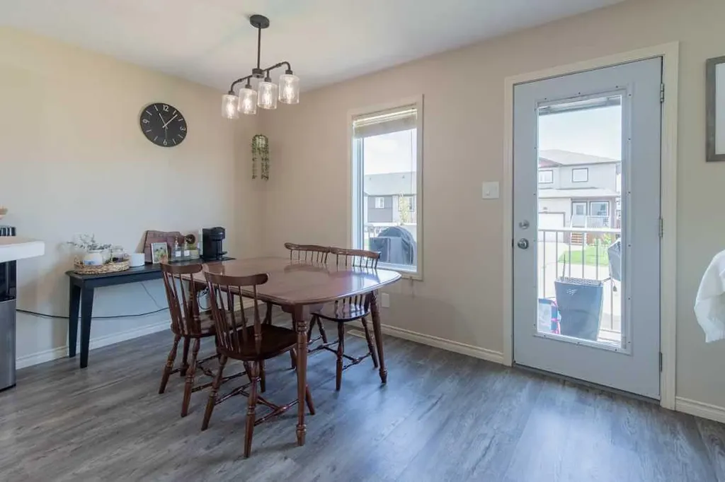 4406 Lake Drive Coalhurst AB T0L0V2