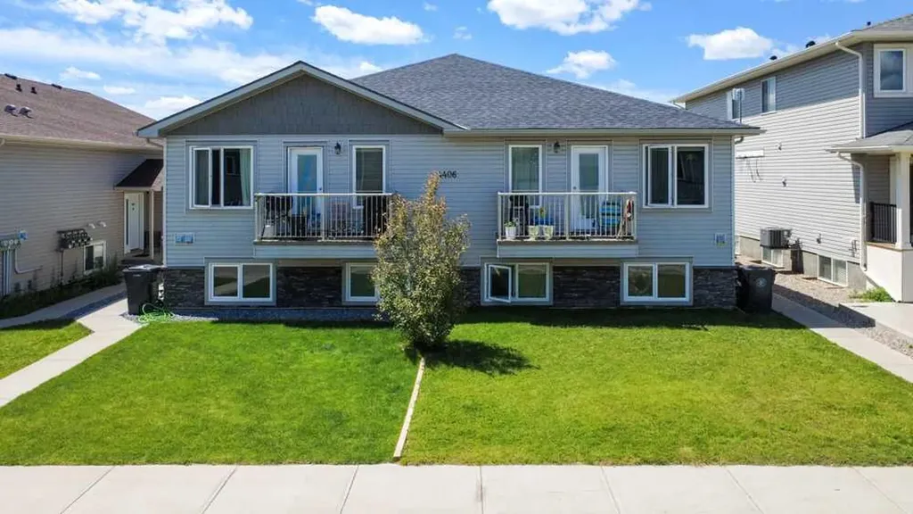 4406 Lake Drive Coalhurst AB T0L0V2