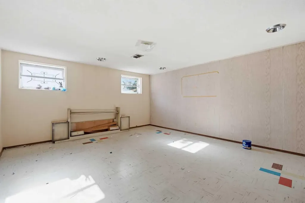 3720 Spruce Drive SW Calgary AB T3C 3A7