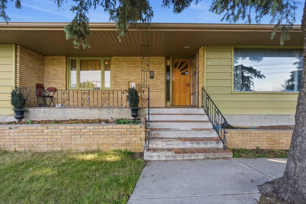 3720 Spruce Drive SW Calgary AB T3C 3A7