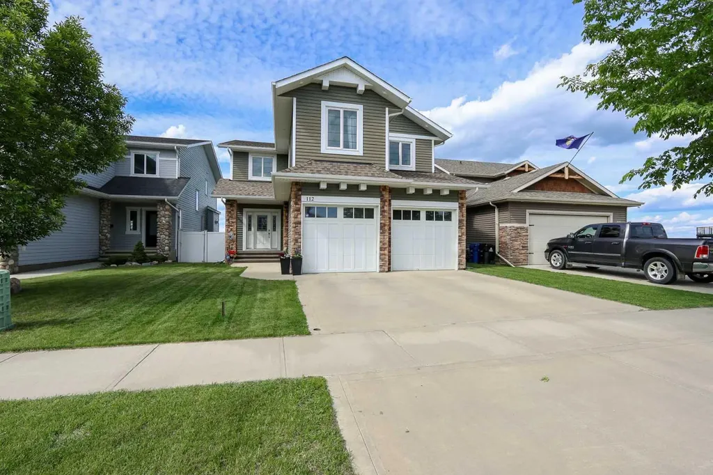 112 Eastpointe Drive Blackfalds AB T4M 0B1
