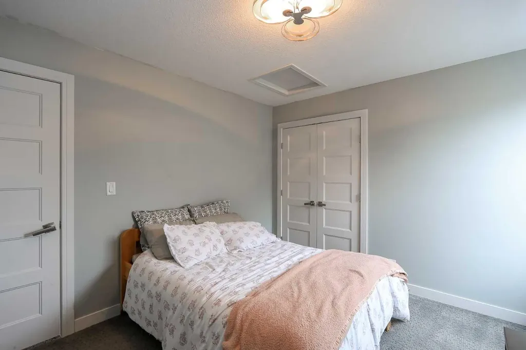 112 Eastpointe Drive Blackfalds AB T4M 0B1
