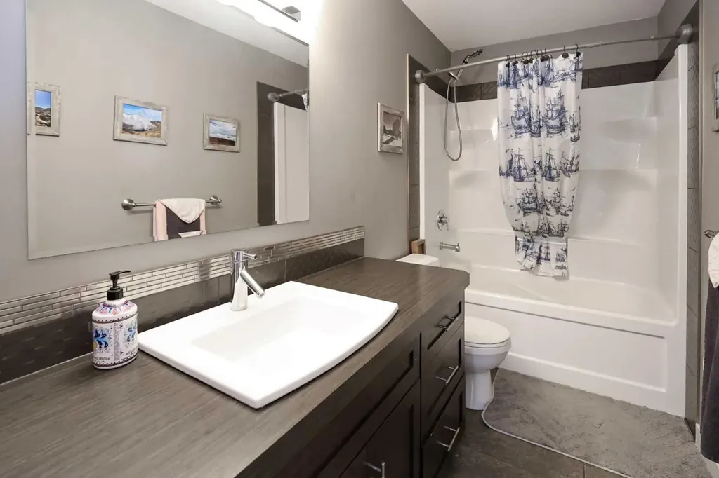 112 Eastpointe Drive Blackfalds AB T4M 0B1