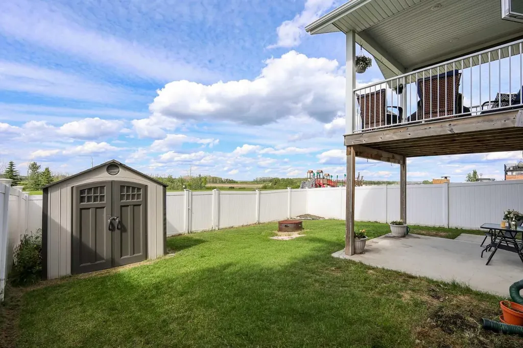 112 Eastpointe Drive Blackfalds AB T4M 0B1