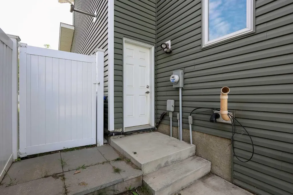 112 Eastpointe Drive Blackfalds AB T4M 0B1