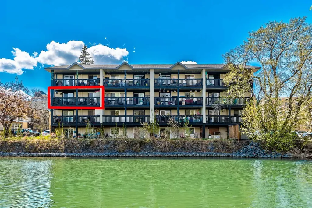104 24 Avenue SW Calgary AB T2S 0J9