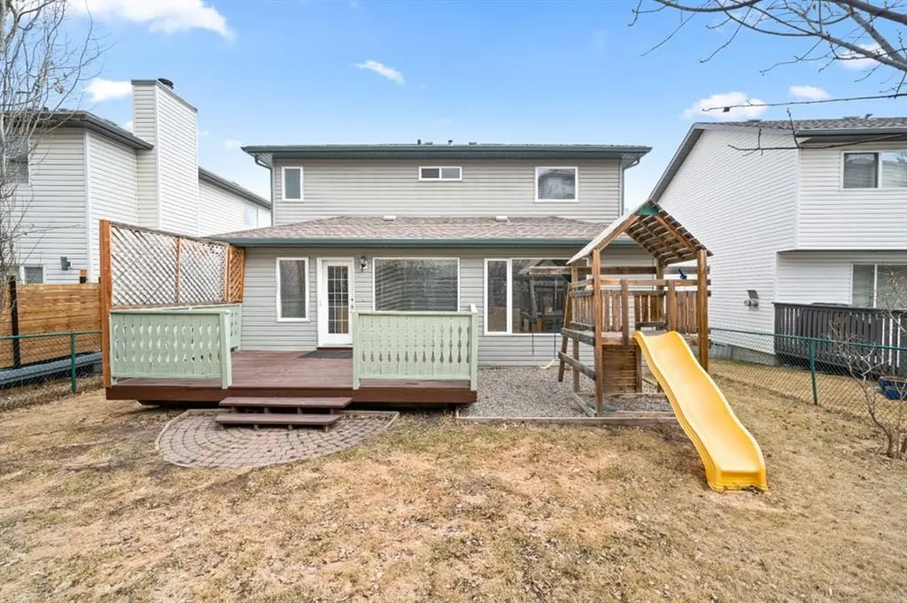 41 Bow Ridge Drive Cochrane AB T4C 1V5