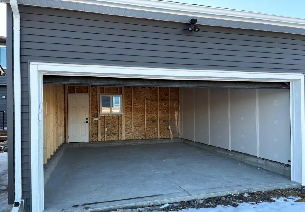 319 Wolf River Drive SE Calgary AB T2X 6G6