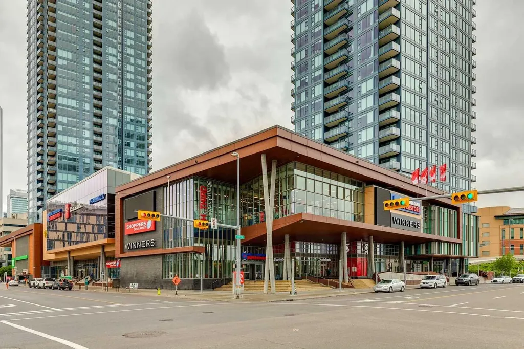 450 8 Avenue SE Calgary AB T2G 1T2