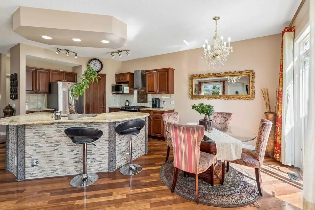 86 Tuscany Ravine Road NW Calgary AB T3L 2R9
