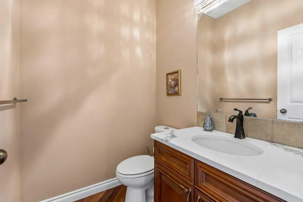 86 Tuscany Ravine Road NW Calgary AB T3L 2R9