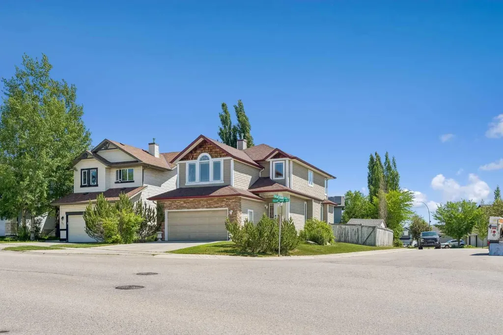 86 Tuscany Ravine Road NW Calgary AB T3L 2R9