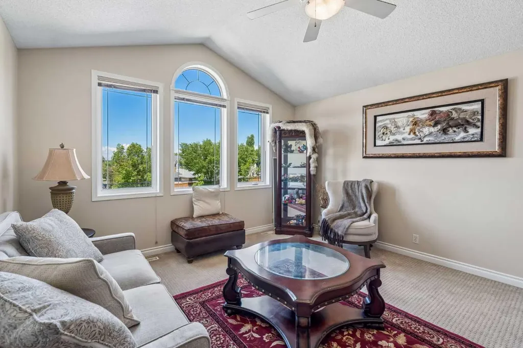 86 Tuscany Ravine Road NW Calgary AB T3L 2R9