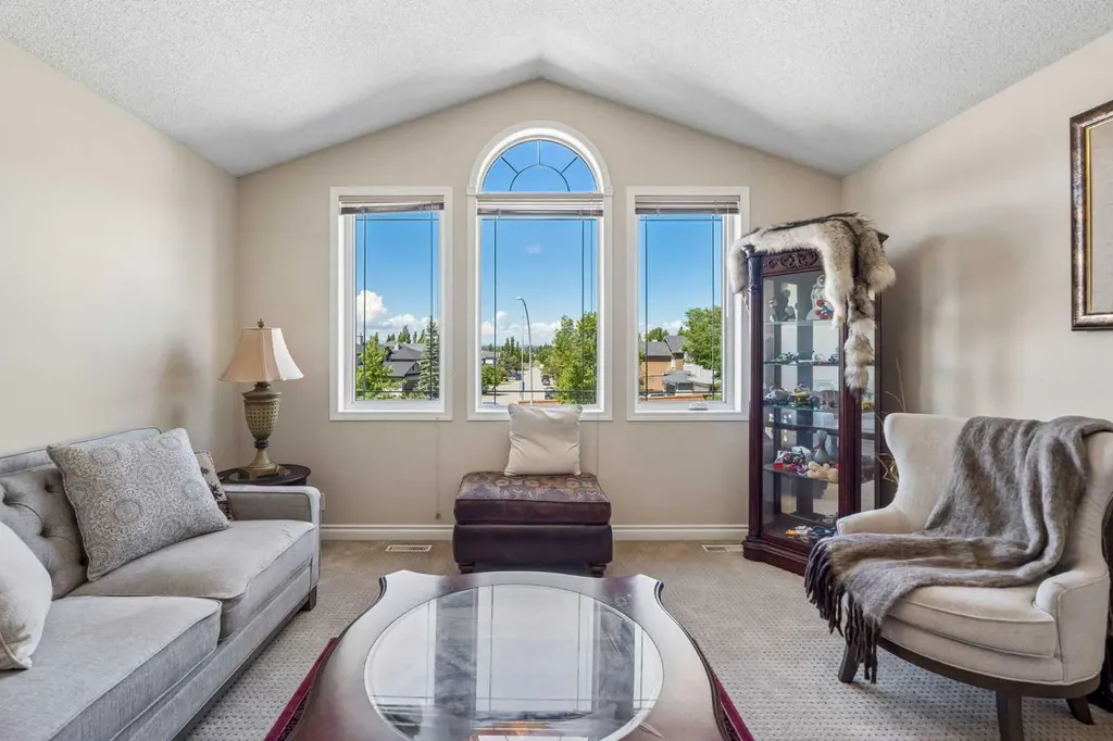 86 Tuscany Ravine Road NW Calgary AB T3L 2R9