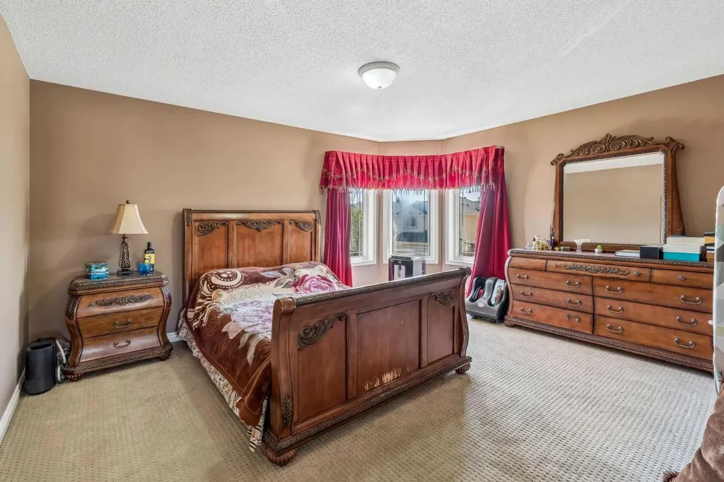 86 Tuscany Ravine Road NW Calgary AB T3L 2R9