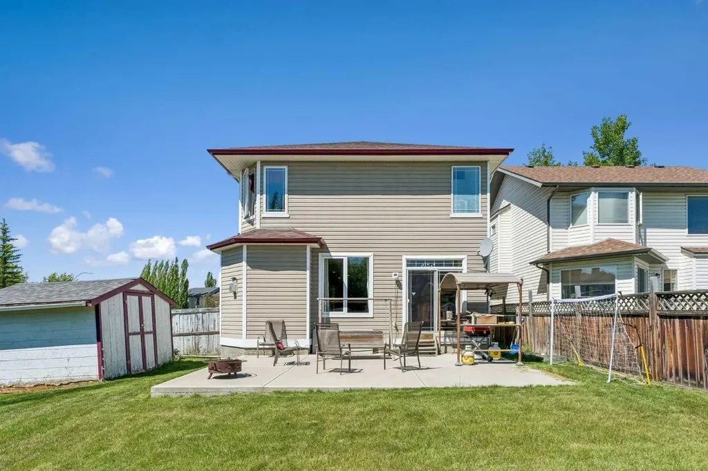86 Tuscany Ravine Road NW Calgary AB T3L 2R9