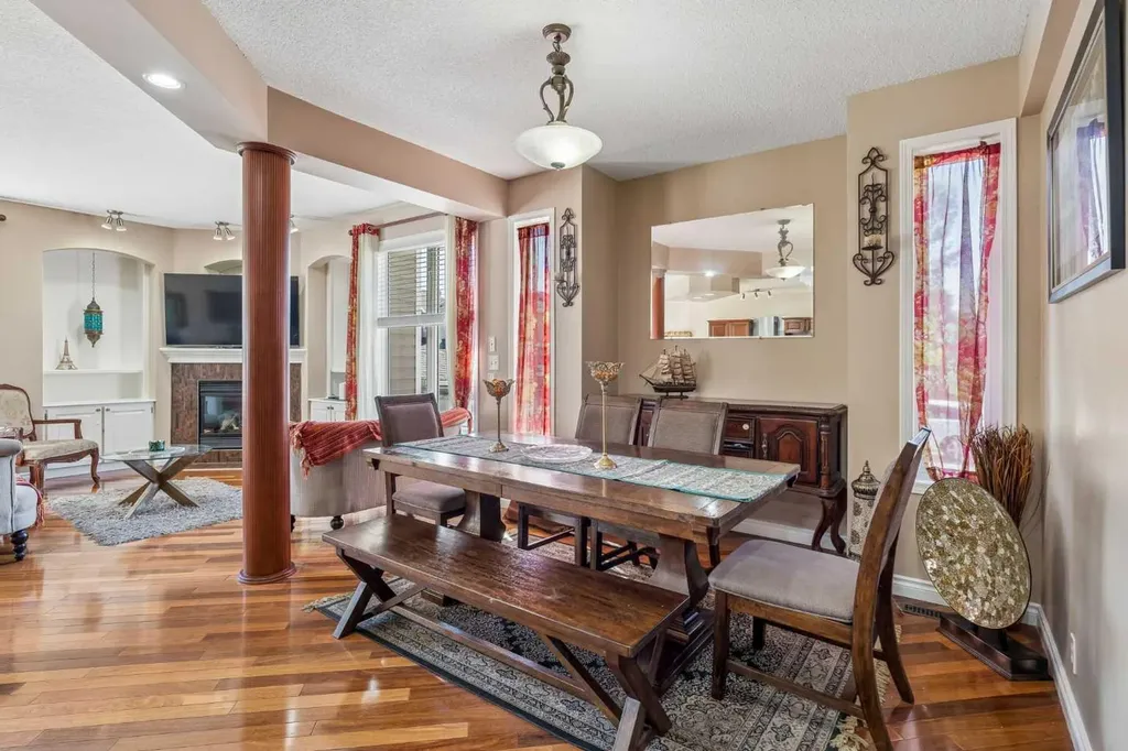 86 Tuscany Ravine Road NW Calgary AB T3L 2R9