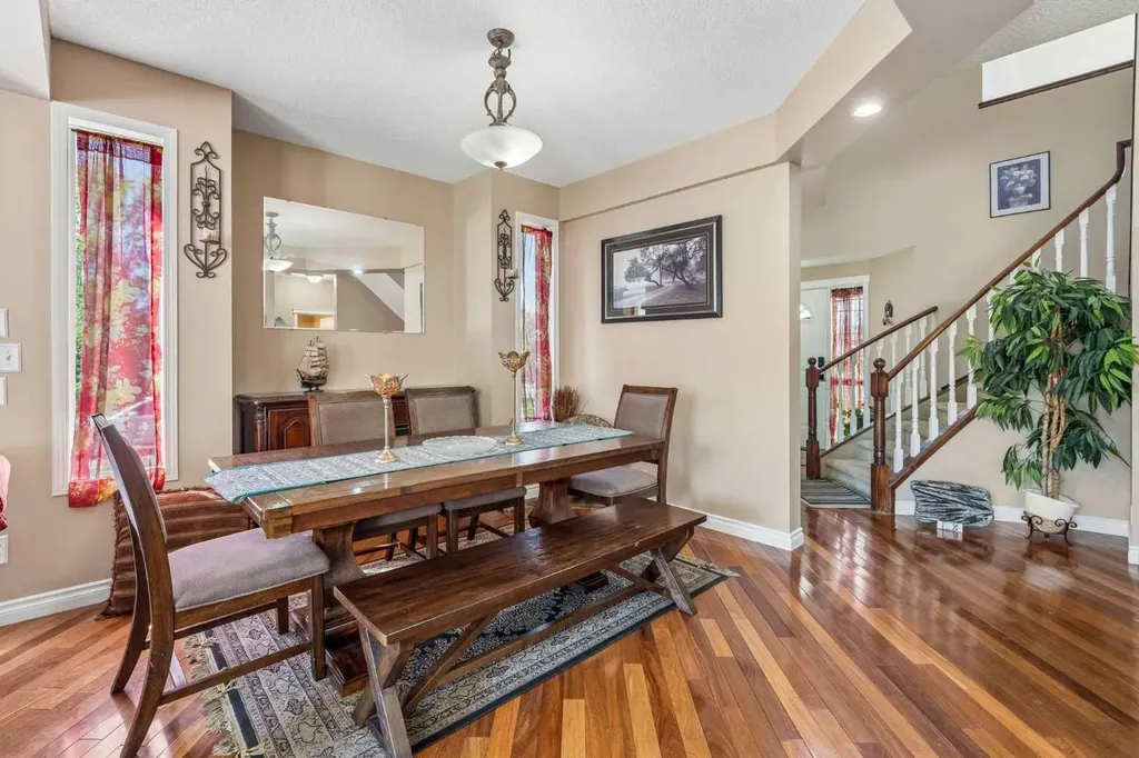 86 Tuscany Ravine Road NW Calgary AB T3L 2R9
