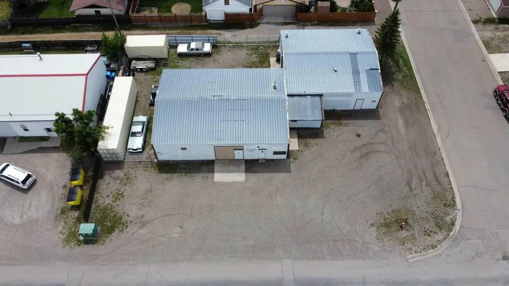 604 12 Street Fort Macleod AB T0L 0Z0