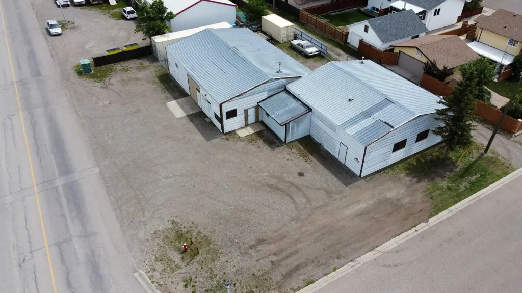 604 12 Street Fort Macleod AB T0L 0Z0
