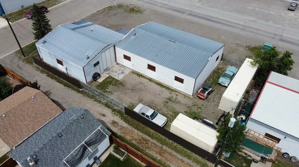 604 12 Street Fort Macleod AB T0L 0Z0