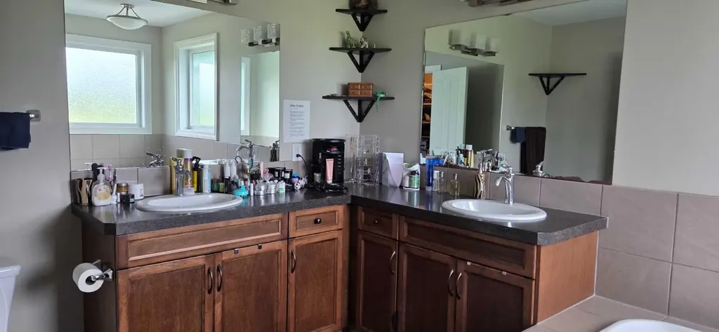 5722 45 Avenue Close Rocky Mountain House AB T4T 0B5