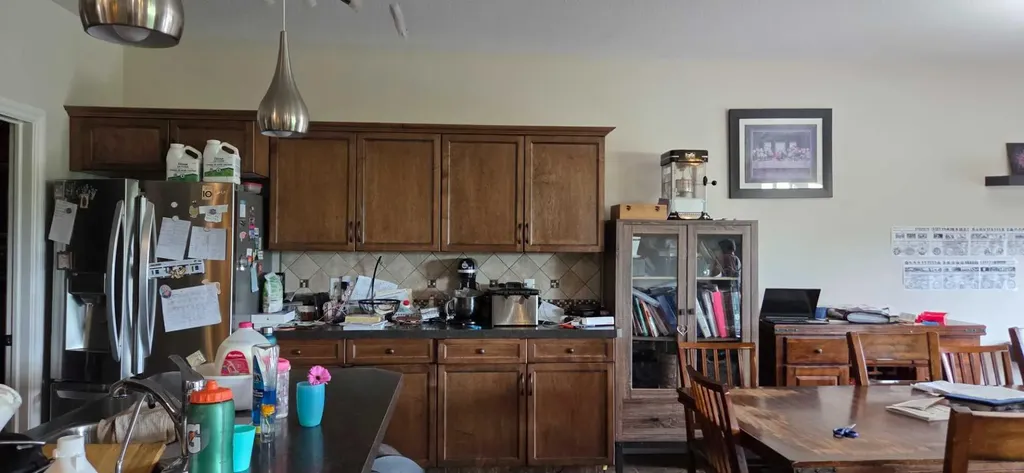 5722 45 Avenue Close Rocky Mountain House AB T4T 0B5