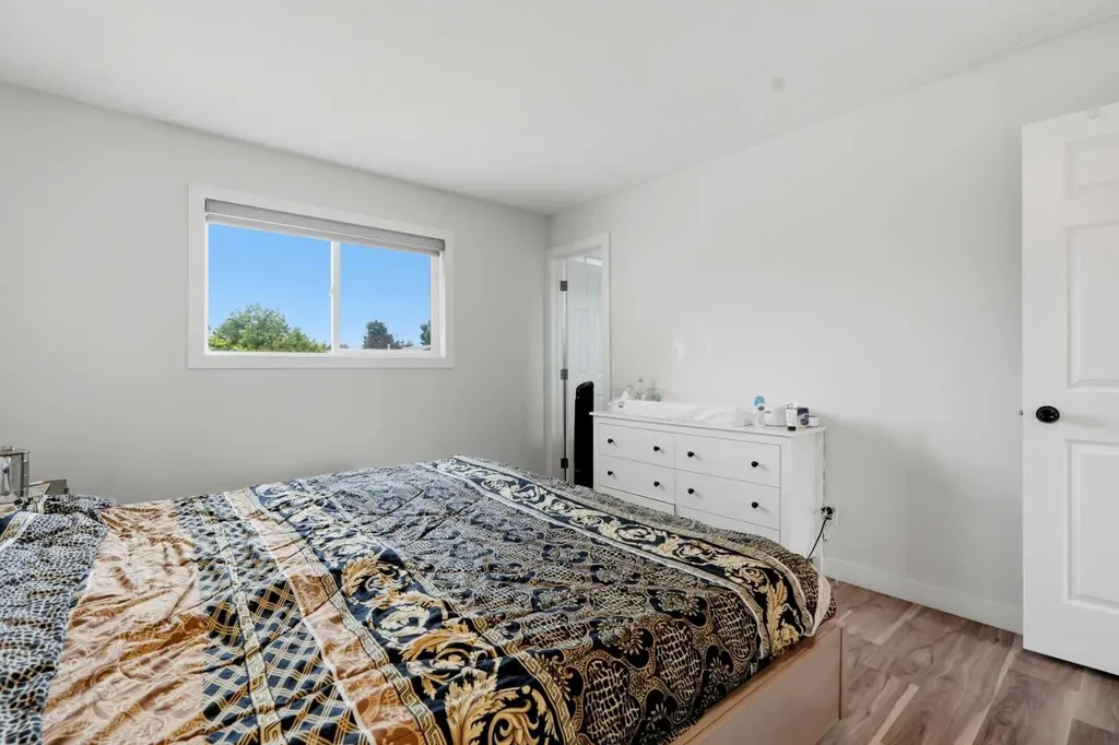 5640 Temple Drive NE Calgary AB T1Y 3Z7