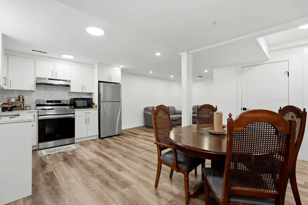 5640 Temple Drive NE Calgary AB T1Y 3Z7