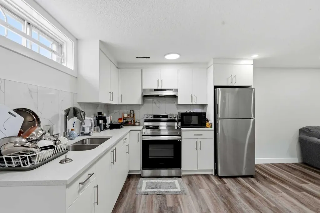5640 Temple Drive NE Calgary AB T1Y 3Z7